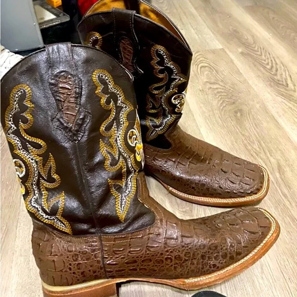 Alligator skin boots / made in Mexico (with stamp) The Truth: I Cut $589 Crocodile Mexican Boots In Half - YouTube main image 2